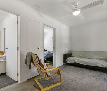 2 bedroom Flat at Bucklands Beach - Photo 6