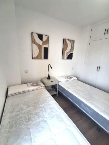 Ático de alquiler en Calle Tarragona, Playa Muchavista - Photo 2