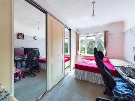 Great West Road, Isleworth, TW7 - Photo 2