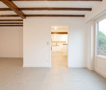 Gezellige gerenoveerde woning in een rustige wijk, met ruime tuin e... - Photo 4