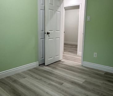 For Lease - 25 Ashwood Crescent Unit# Main Floor, Brampton, Ontario - Photo 6