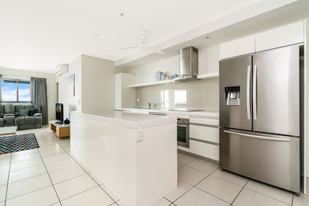 STUNNING VIEWS - FURNISHED UNIT! - Photo 5