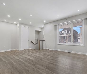 For Lease - 334 Catsfoot Walk, Barrhaven, Ontario - Photo 2