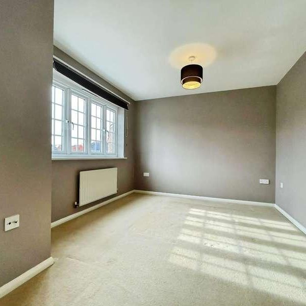 Shorts Avenue, Shortstown, MK42 - Photo 1
