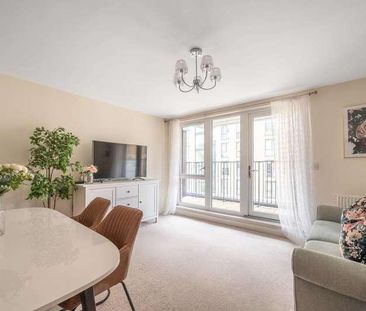 Charcot Road, Colindale, NW9 - Photo 1