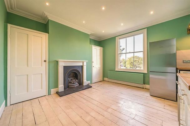 3 bedroom maisonette to rent - Photo 1