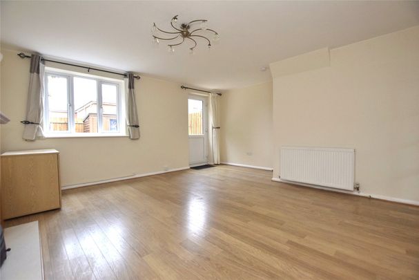 Chantry Gate, Bishops Cleeve, Cheltenham, Gloucestershire, GL52 - Photo 1