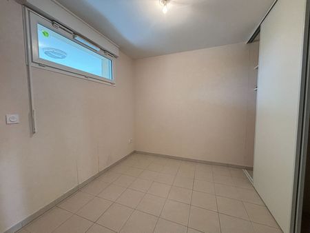 Location Appartement 3 pièces 72m² - Photo 4