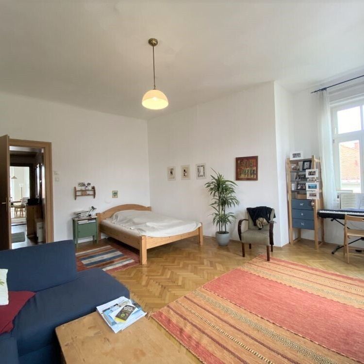 Provisionsfrei – Helle Altbauwohnung in ruhiger, jedoch zentraler Lage im Grazer Bezirk Geidorf - Photo 1