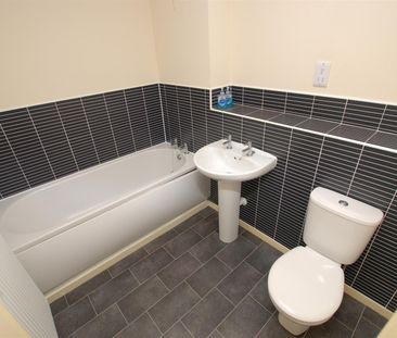 Chamberlain Close, Uttoxeter ST14 8ET - Photo 6