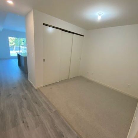 DOWTOWN STUDIO, LARGE PATIO ! - Photo 1