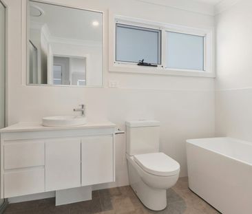 Brand New Luxury Living - Photo 3