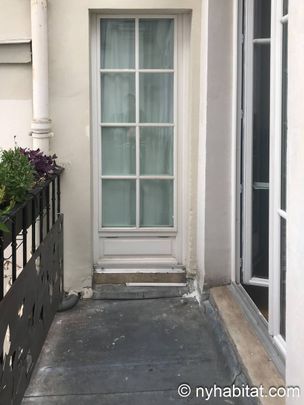 Logement à Paris, Location meublée - Photo 1