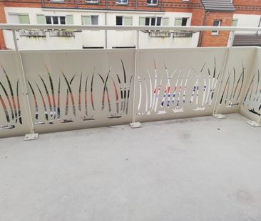 Location Appartement 2 pièces 43m² LYS LEZ LANNOY 59390 - Photo 1