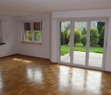 Moderne 4.5-ZW à 99 m² mit Gartensitzplatz - Photo 1