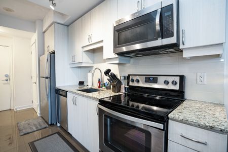 For Lease - 9201 Yonge Street Unit# 1111, Richmond Hill, Ontario - Photo 3