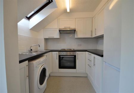 1 bedroom flat to rent - Photo 4