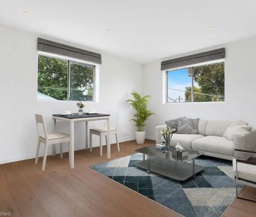 Modern Studio - Photo 4