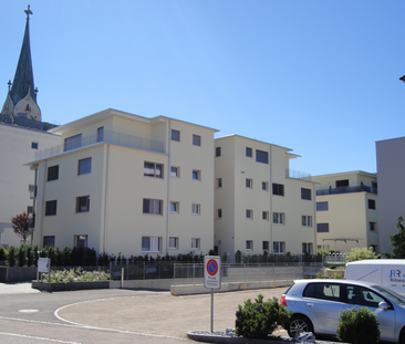 Exkl. 2.5-Zi.-Attika-WHG, Panorama-Terrasse & Dreh-Cheminée in Laufen - Foto 4