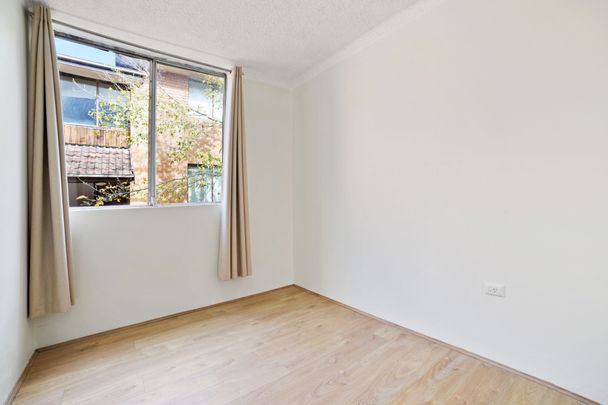 Well Presented Two Bedroom Unit - Photo 1
