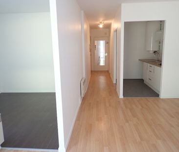 Location Appartement 2 pièces 37m² - Photo 5