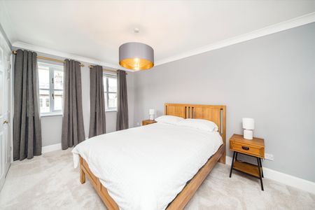 Sycamore Mews, Clapham, SW4, London - Photo 2