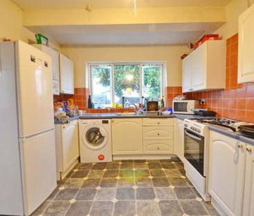 Dongola Road, Bishopston - Photo 4