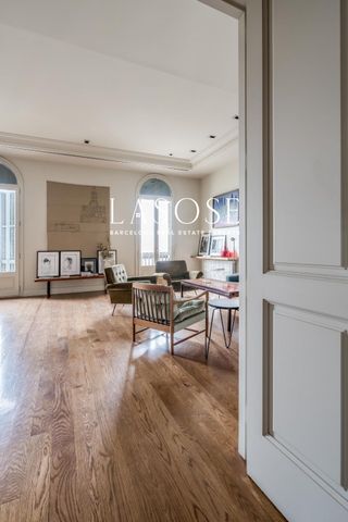 Flat 183m² to rent in Eixample, Barcelona - Photo 2