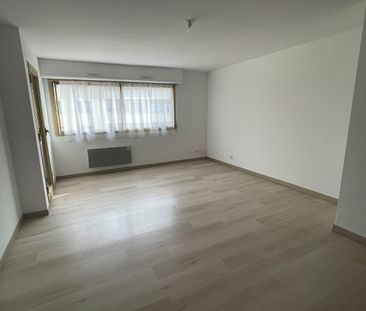 Location appartement 3 pièces, 61.95m², Salon-de-Provence - Photo 3