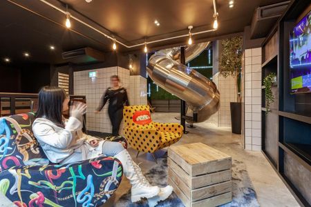 Studio to rent - Photo 2