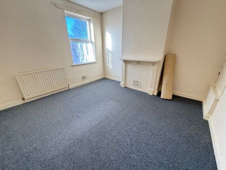 Leslie Road, Fallings Park, Wolverhampton - Photo 3