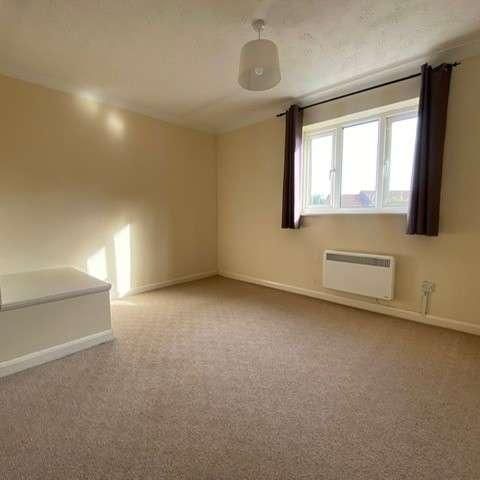 Haselmere Close, Bury St Edmunds, IP32 - Photo 1