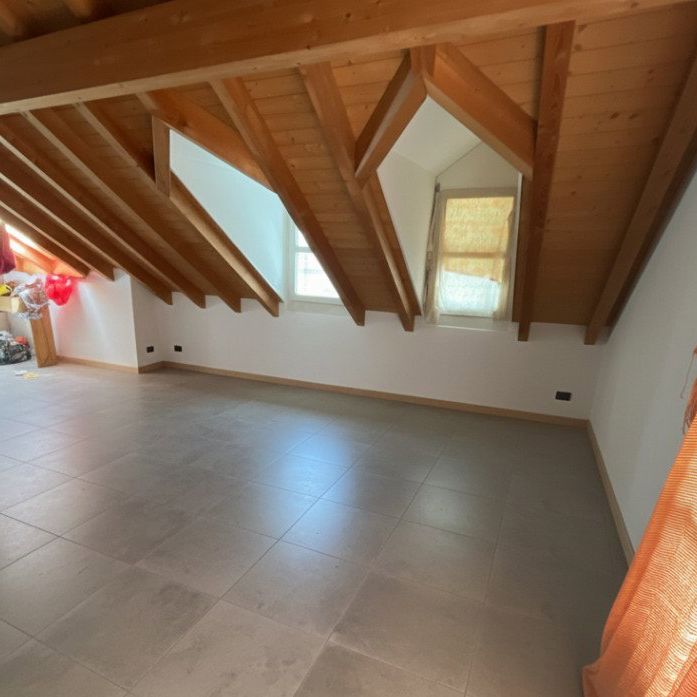 2.5 Zimmer, 74 m², 3. Stock - Photo 1