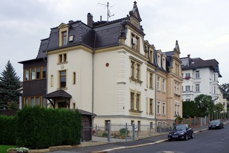 Zittau, mittendrin: Mansardgeschoss I Bad mit Wanne + Dusche - Foto 3