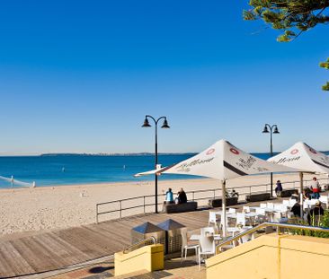 Stylish Beachside Apartment - Photo 2