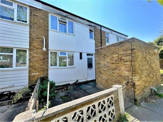 Alfred Place, Northfleet, DA11 - Photo 1