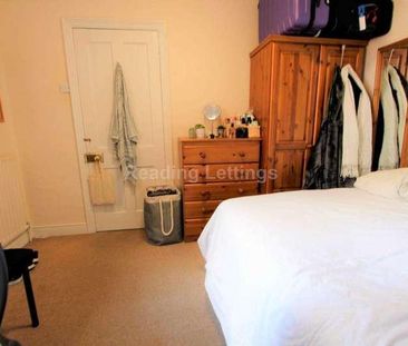 St Edwards Road, Reading, RG6 - Photo 6
