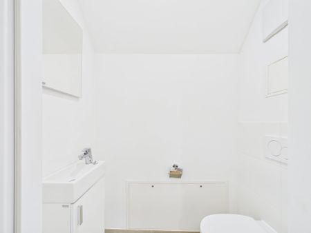 Exklusive klimatisierte Dachterrassenwohnung | Top-Ausstattung | Direkte U3-Anbindung Enkplatz | Privater Liftzugang | Garagen-Stellplatz & Kellerabteil inklusive! - Photo 5