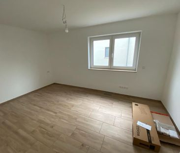 Lichtdurchflutete ebenerdige 2,5-Zimmer-Neubauwohnung in Top Lage - Foto 1