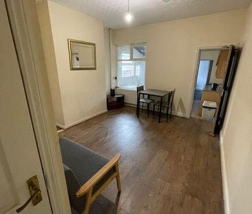 Room in a Shared House, Warwick Road, B11 - Photo 5