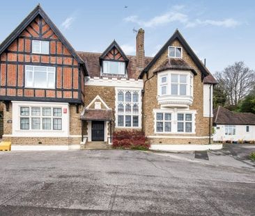 Guildown Road, Guildford - Photo 1