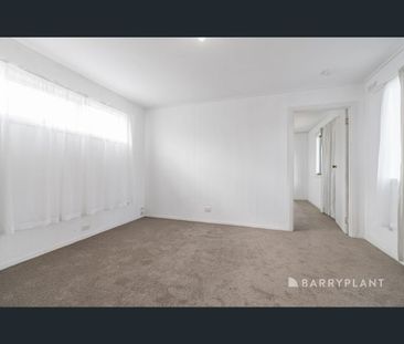39 Wisteria Gr, Norlane, Vic 3214 - Photo 5