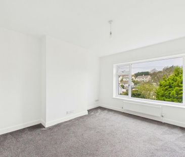 2 bedroom semi-detached bungalow to rent - Photo 2