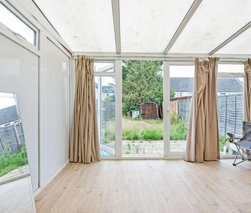 Redwood Close, Surrey Quays, SE16 - Photo 2