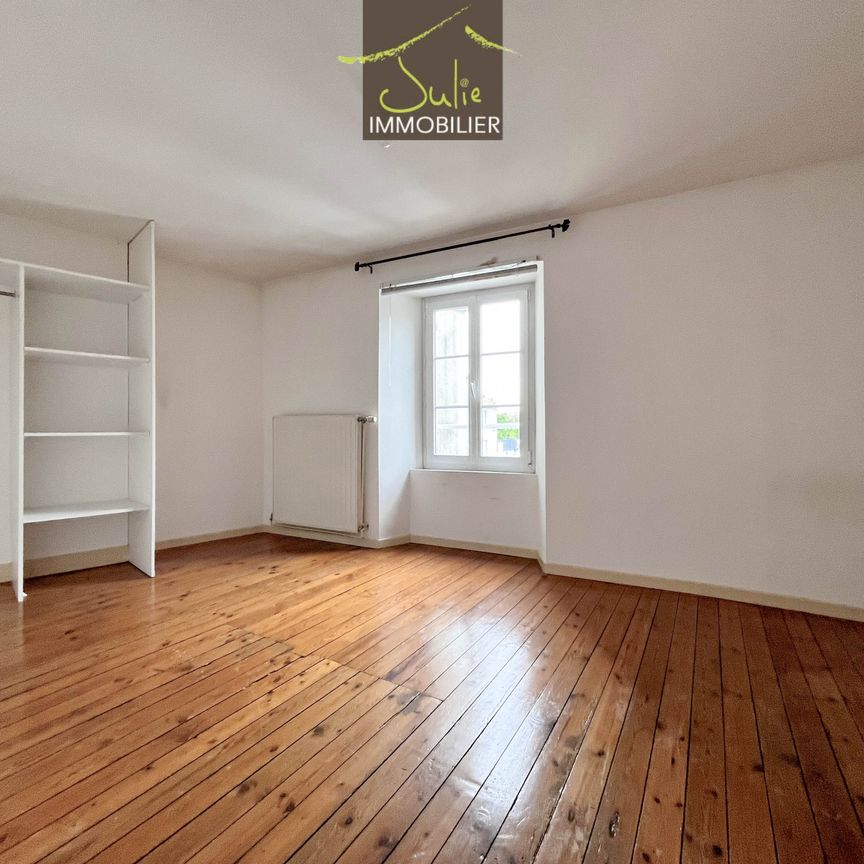 Location Appartement 2 pièces 43m² BRESSUIRE 79300 - Photo 1
