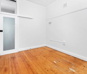 Charming 3-Bedroom Unit in the Heart of Kiama - Photo 1