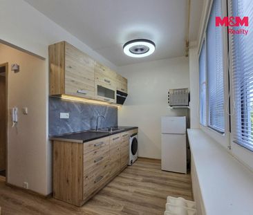 Pronájem bytu 1+1 31 m² - Photo 1