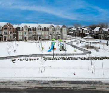 For Lease - 3028 Merrick Road, Oakville, Ontario - Photo 4