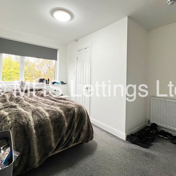 Flat 3, 239 Hyde Park Road, Leeds, LS6 1AG - Photo 1