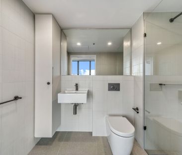 Modern Comfort – Spacious Two-Bedroom Apartment in the Heart of Bel... - Photo 5